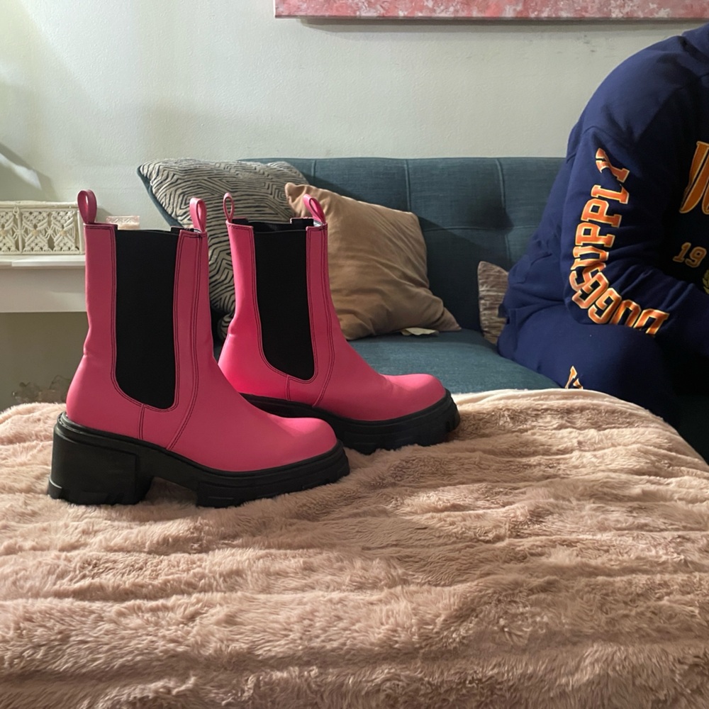 Vibrant Pink Ankle Boots with Black Accents